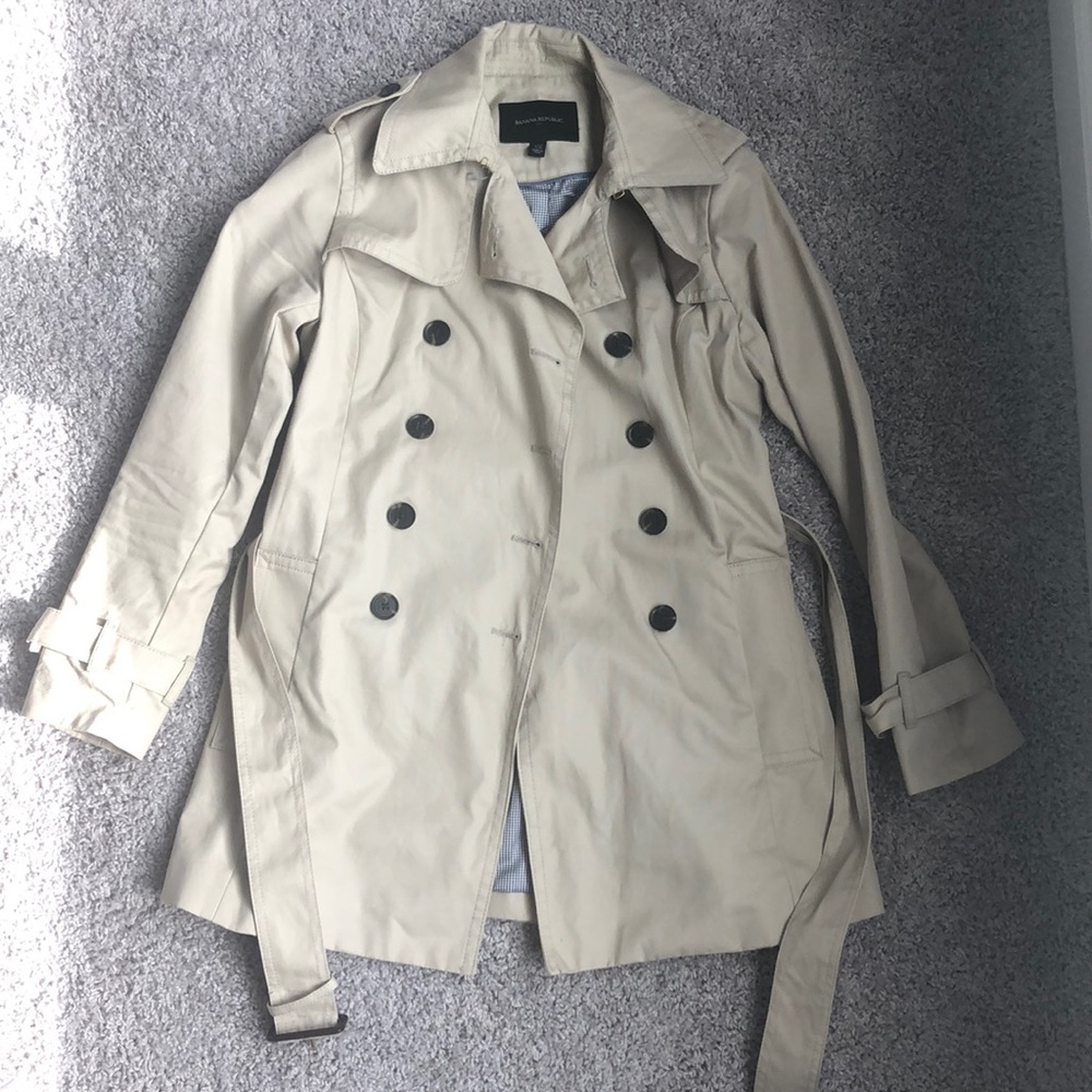 COPY - NWOT Banana Republic Trench Coat